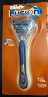 GILLETTE FUSION Razor - 5 Blade Shaving Surface +1 Precision Trimmer